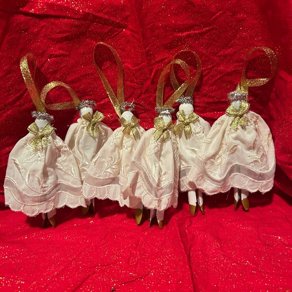 6 handmade clothespeg angel ornaments painted and decorated with lace - Picture 9 of 9